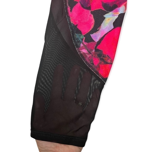 Athleta High Rise Mystique Chaturanga Floral Mesh Leg Capri, Pink, Black, Small - Picture 9 of 10